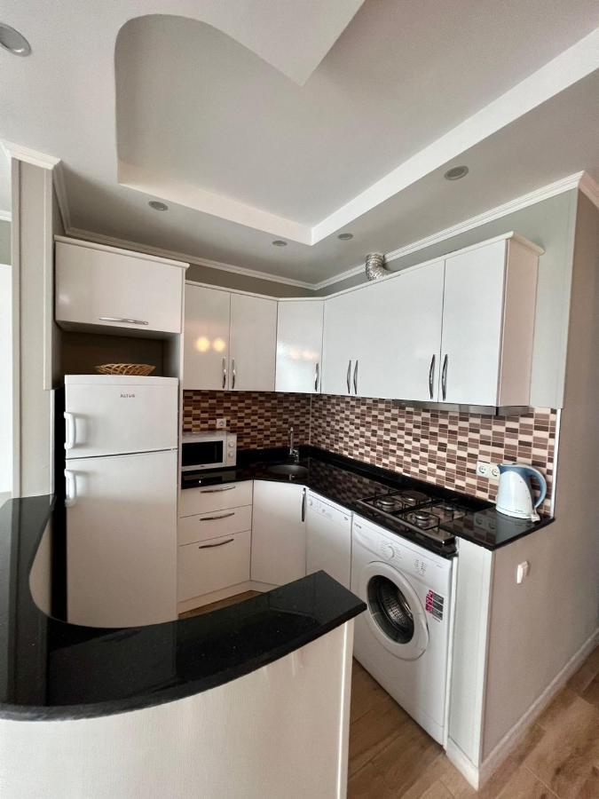 Luxure Apartments バトゥーミ エクステリア 写真