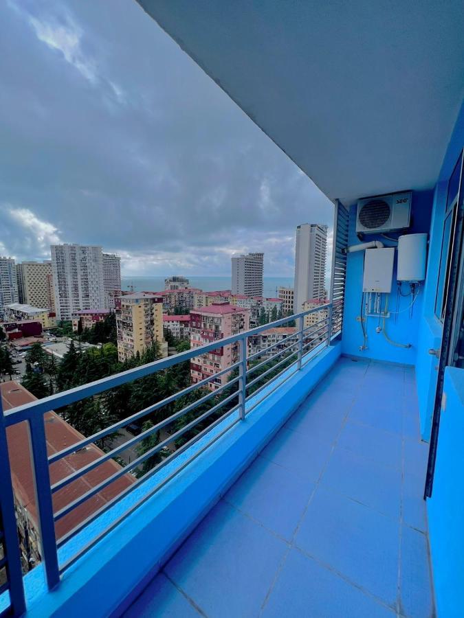 Luxure Apartments バトゥーミ エクステリア 写真