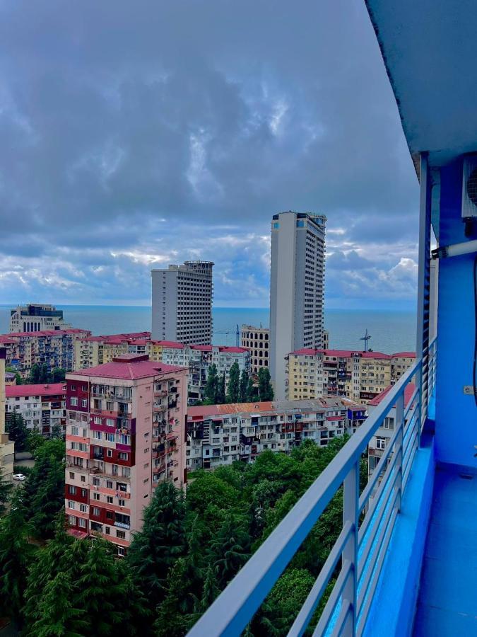 Luxure Apartments バトゥーミ エクステリア 写真