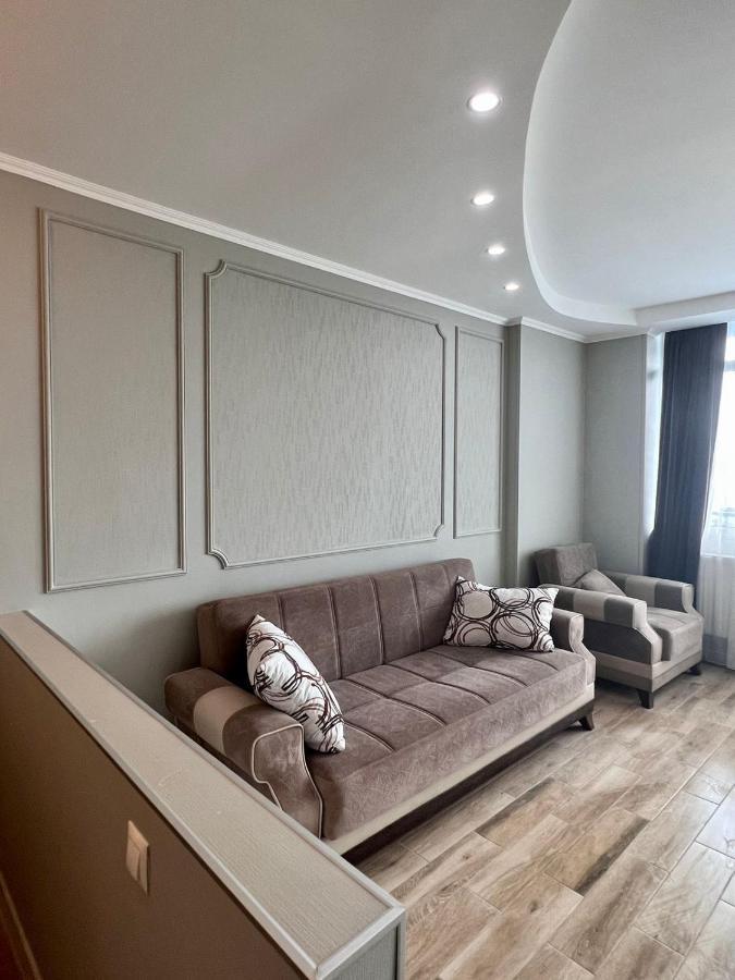 Luxure Apartments バトゥーミ エクステリア 写真