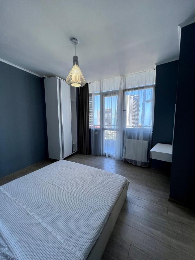 Luxure Apartments バトゥーミ エクステリア 写真