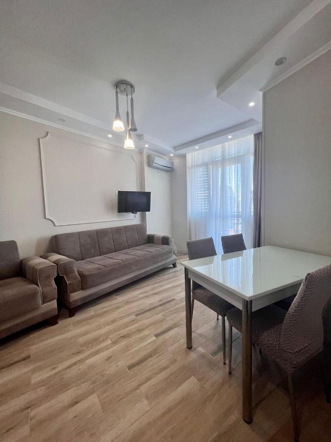 Luxure Apartments バトゥーミ エクステリア 写真