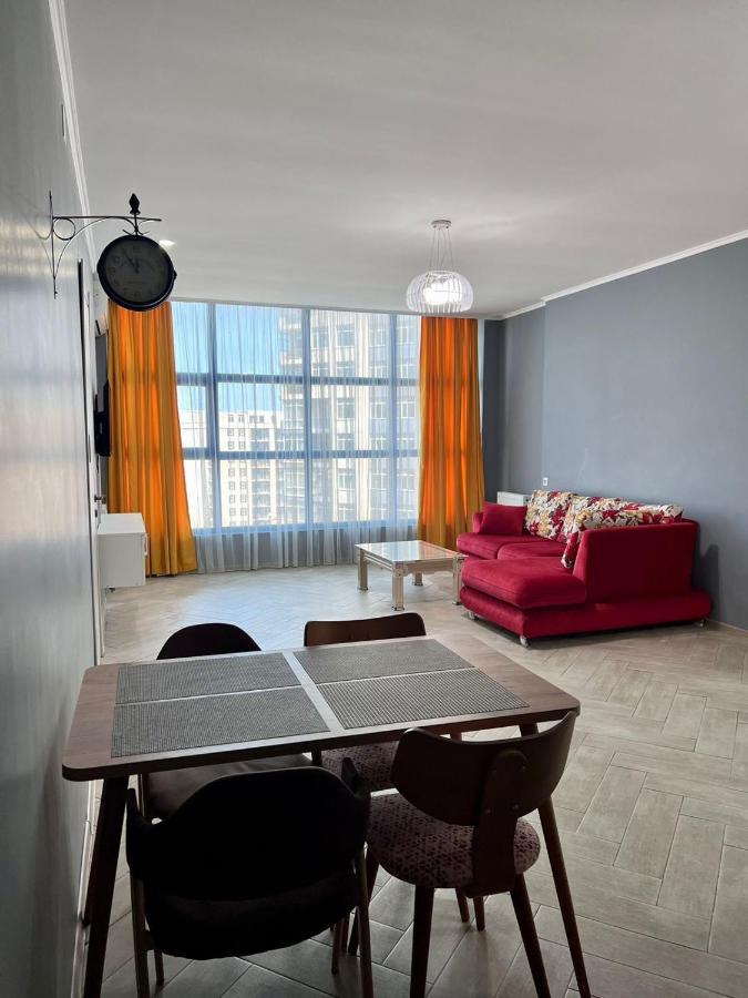 Luxure Apartments バトゥーミ エクステリア 写真