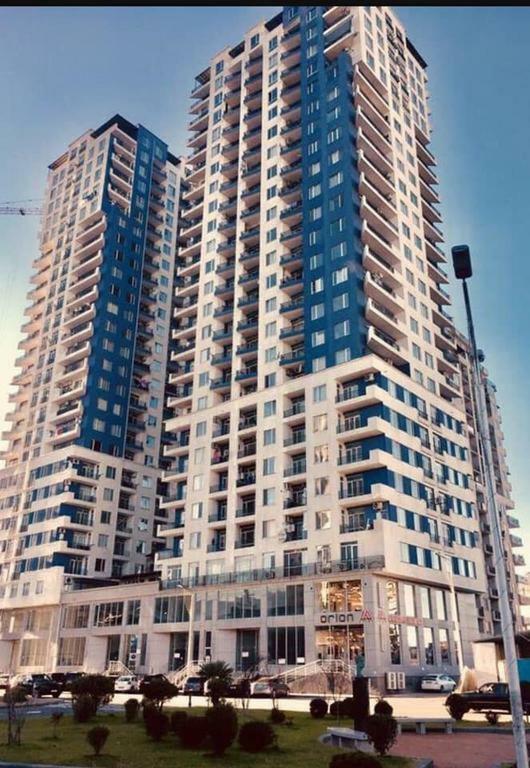 Luxure Apartments バトゥーミ エクステリア 写真